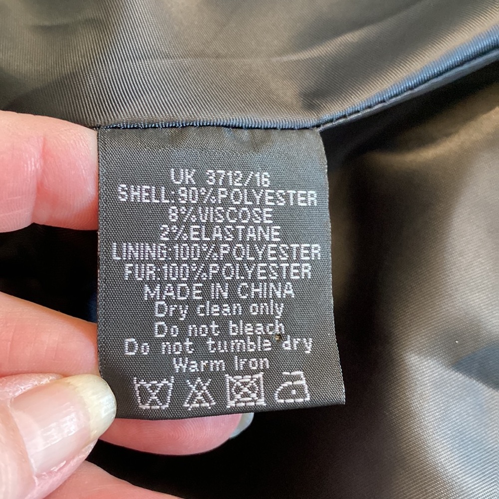 🛍️ MID-YEAR SALE 🛍️ 🐈‍⬛ Hell Bunny Rock Noir Coat - Picture 11 of 15